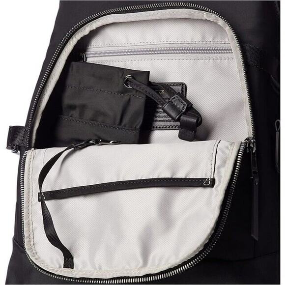 Tumi Voyageur Gale Active Hiking Spacious Unisex Backpack NEW - Picture 5 of 16